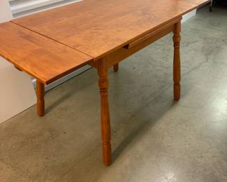 Kitchen Table & Chairs w/ Extension