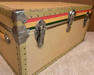 Steamer Wardrobe Trunk