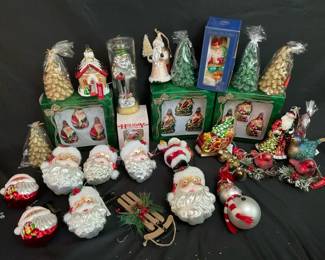 Robert Stanley Christmas Trimmeries