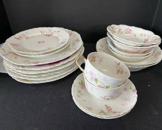 Haviland Limoges Porcelain Dinnerware 18 Pieces