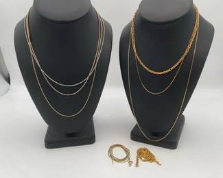 Eight Metal Necklace Chains
