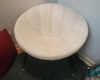MCM saucer chair