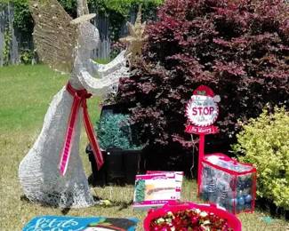 Outdoor Christmas Decor Bundle
