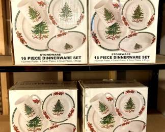 Stoneware 16 Piece Christmas Dinnerware 4 Sets