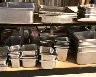  06 Stainless Steel Restaurant Pans and Assorted Lids