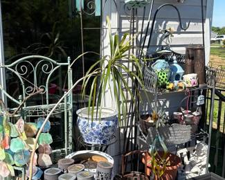 Backyard Garden Accessories