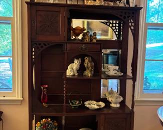 Etagere display shelf with mirror