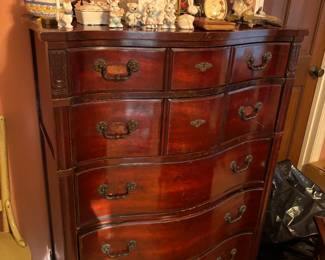 Bow-front chest of drawers