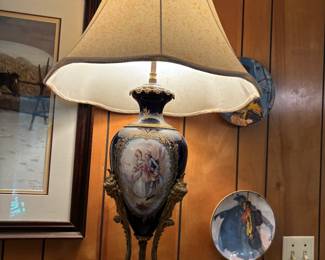 Louis XIV style lamp