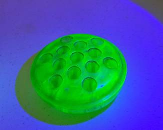 Uranium glass