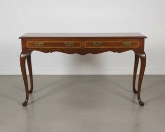 Thomasville Queen Anne Style Mahogany Console Table