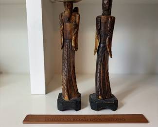 C80 - $25. Vintage Asian Hand Carved Bone Figures Man and Woman. Man's hat has a crack.