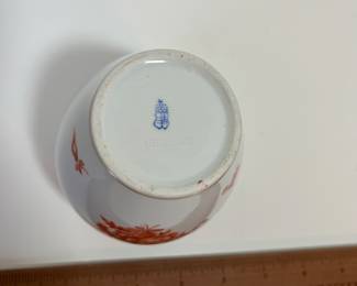 C160 - $30. Small Herend Cache Pot.