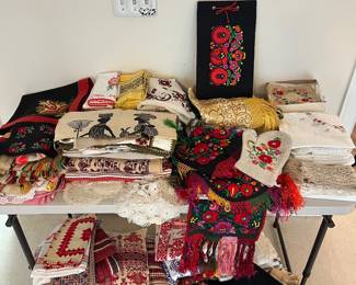 OVERVIEWS! There are plenty of smalls that are not photographed! Make an appointment to come and see!
