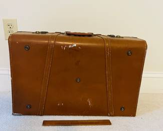 C162 - $75. Set of "Quality Personality Luggage". Both are in good vintage condition.