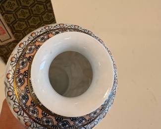 C63 - $40. Chinese Porcelain Vase in velvet lined box.