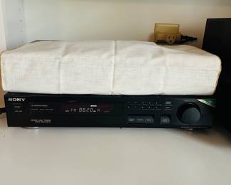 C117 - $85. Sony Stereo AM/FM Digital Dial Tuning Tuner. Model ST-S211. Powers on.