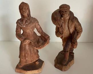 C46 - $15. SIC Dutch Hand Carved Wood Couple. Measures 6.25" Tall