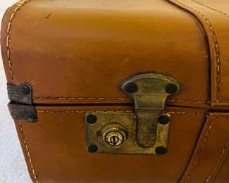 C162 - $75. Set of "Quality Personality Luggage". Both are in good vintage condition.