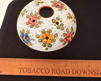 C148 - $20. Deruta Floral Frog Vase. Measures 5.5" x 4" tall.