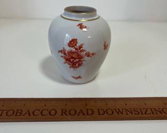 C160 - $30. Small Herend Cache Pot.