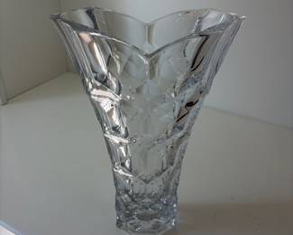 C91 - $25. Large, Heavy Shannon Clear Lead Crystal Flower Vase. Measures 14" tall.