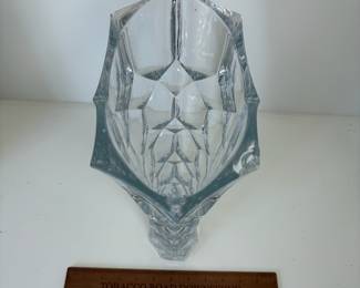 C91 - $25. Large, Heavy Shannon Clear Lead Crystal Flower Vase. Measures 14" tall.