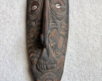 C84 - $160. Vintage Papua New Guinea Kandingai Village Hand Carved Wood Ceremonial Spirit Mask. Measures 6.25" W x 25" Tall