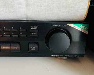 C117 - $85. Sony Stereo AM/FM Digital Dial Tuning Tuner. Model ST-S211. Powers on.