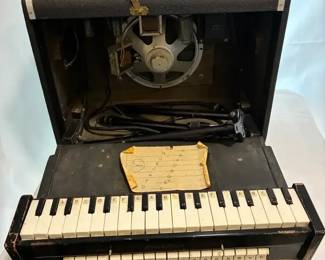 001 Gibson Clavioline Keyboard Instrument w Amp