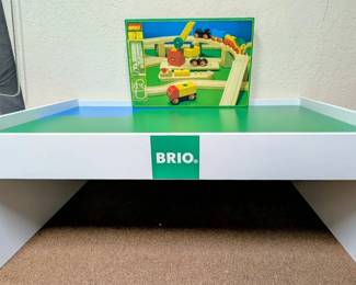 Vintage Brio Play Table With BRIO Container Harbor Set