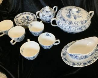Nikko Double Phoenix Ming Tree Serving Pieces