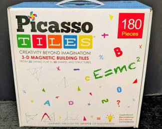 Picasso Tiles