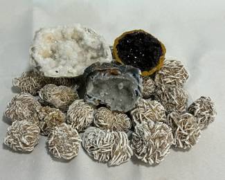 Dessert Rose With Geodes