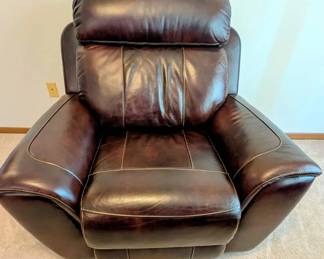 008 Electric Leather Chair Lot Two