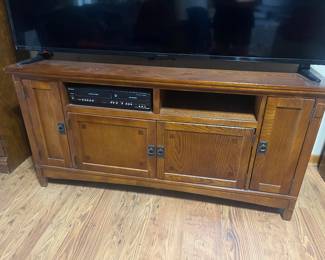Entertainment stand