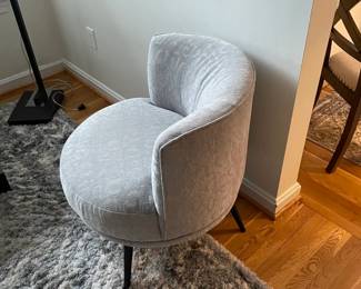 Swivel chair