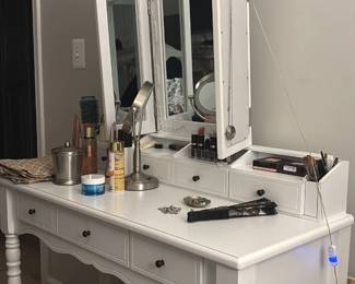 vanity mirror