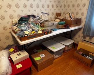 Sewing items, sewing machine material