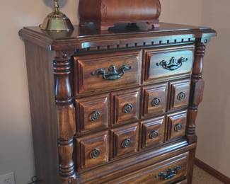 Various Chest of Drawers
