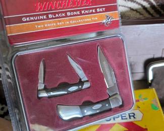 Winchester Knives in package