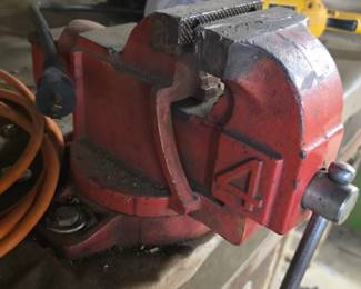 Bench Vise