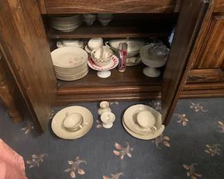 Rosenthal China Ser. for 12 / 5 pc setting with many extars