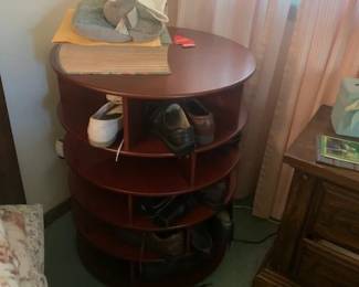 Mahogany Swivle Shoe Holder