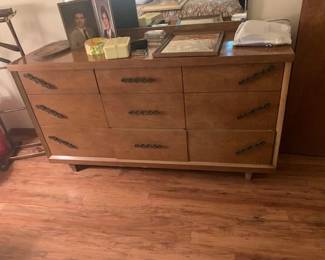 Mid-Century Modern Albe Furniture 4 piece Bed Set