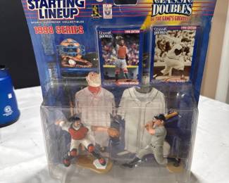 New York Yankees Memorabilia Lot w Lunchbox Thermos