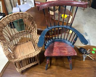 Dollhouse furniture