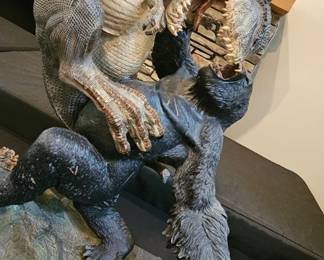 Weta Collectibles King Kong VRex vs. Kong Limited Edition Statue or second image