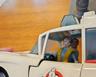 Kenner The Real Ghostbusters Ecto and Firehouse Playset fourth image