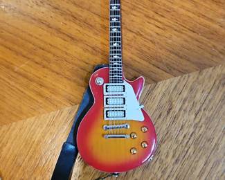Miniature Ace Frehley Signature Budokan Les Paul Electric Guitar Replica